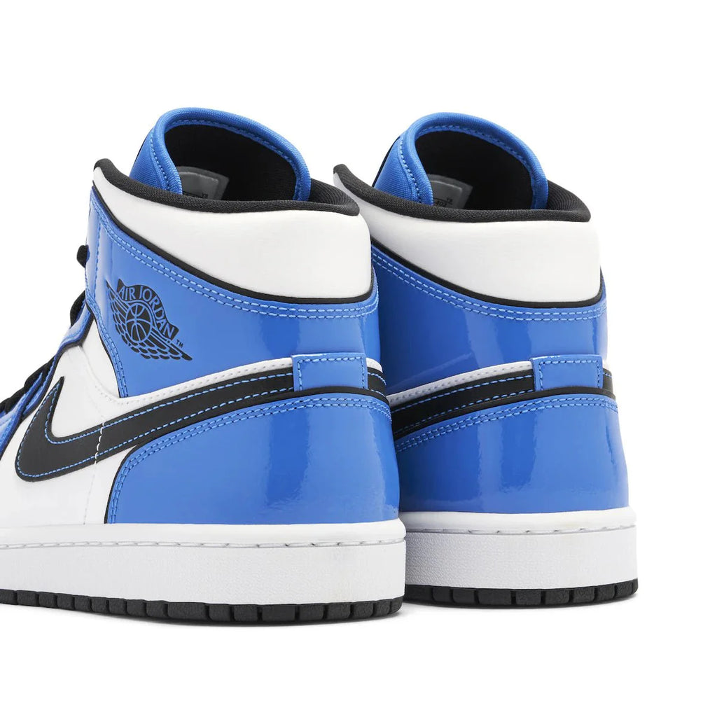 Air Jordan 1 Mid SE 'Signal Blue' - DREAMWEAR