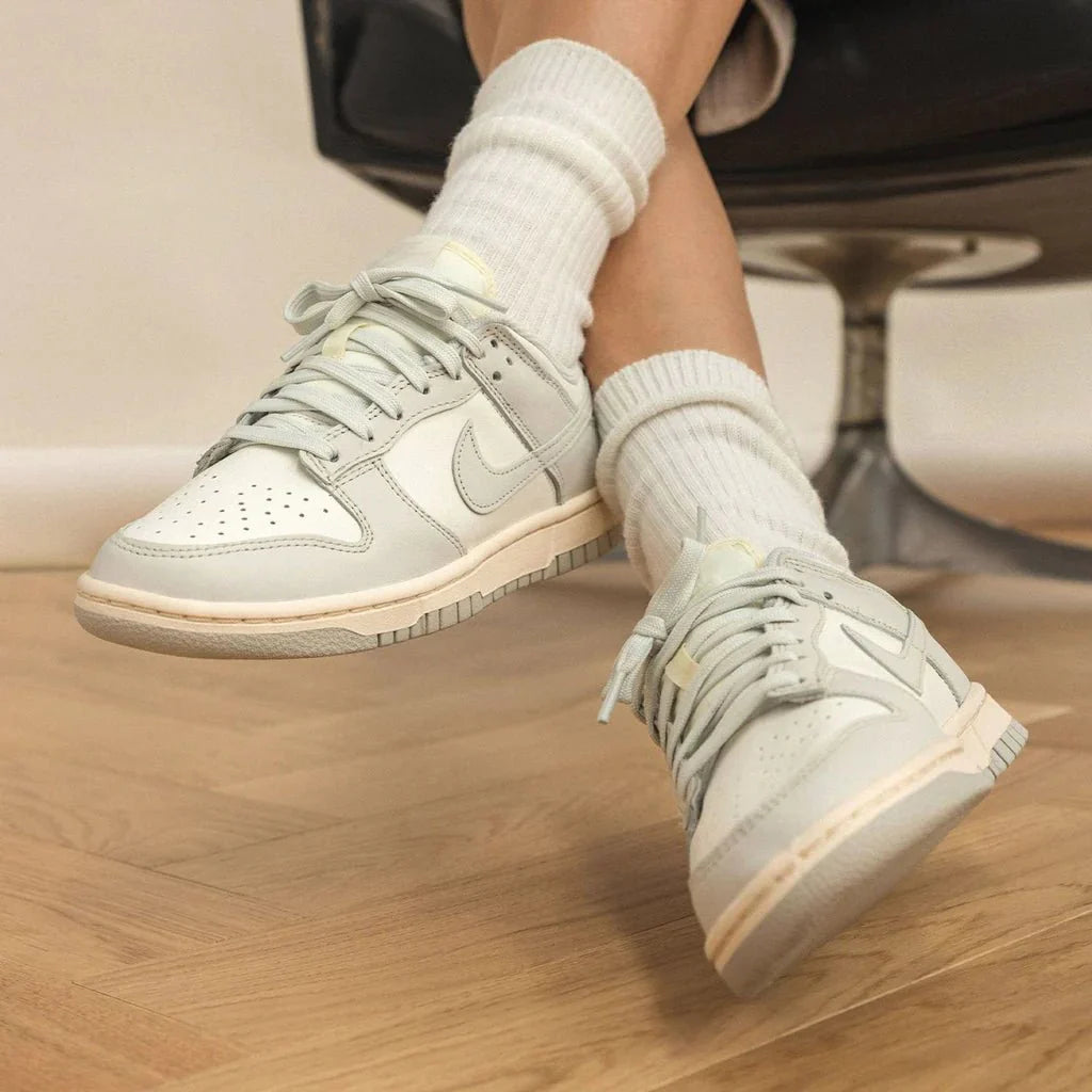 Nike Dunk Low Light Bone | Women’s Classic Sneaker - DREAMWEAR